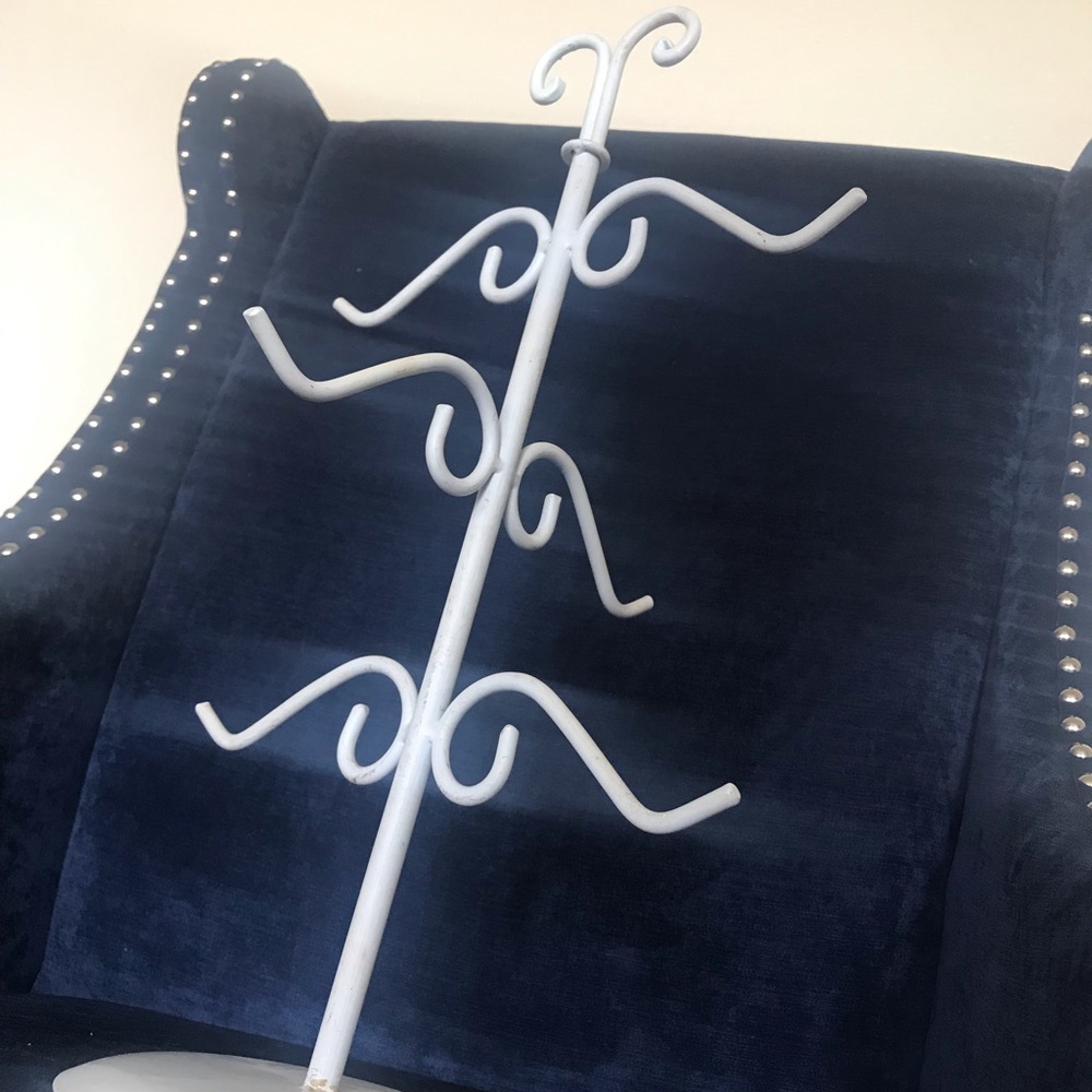 Jewelry holder
